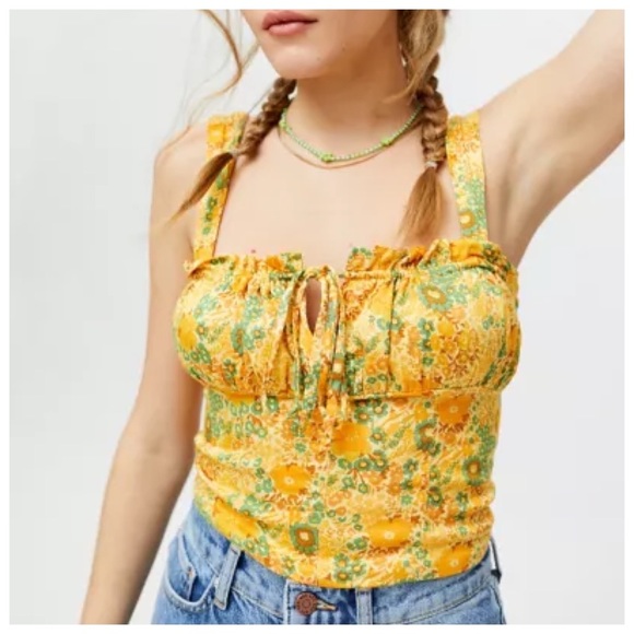 LAST CHANCE Urban Outfitters Valentina Cropped Bustier Tank Top - Picture 4 of 12